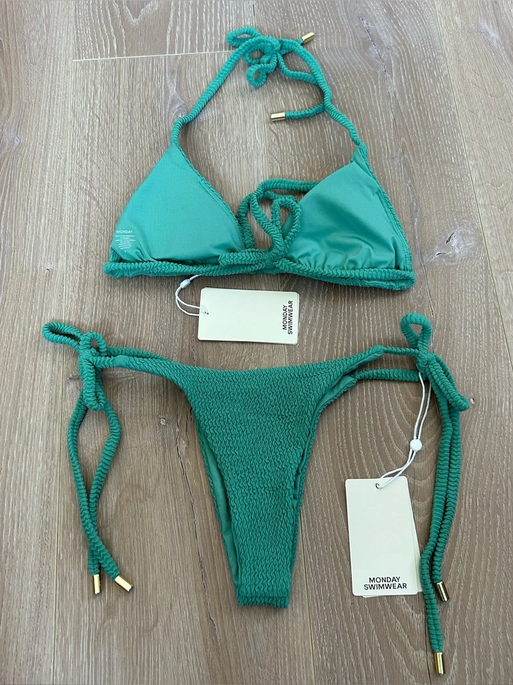 NWT New Monday Swimwear Palma Top and Palma Bottom in Pond Crinkle